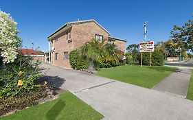 Golden Beach Motor Inn, Caloundra